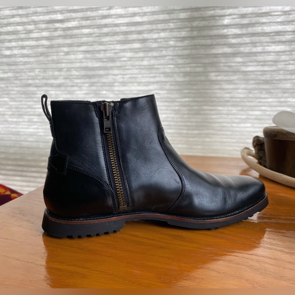 Timberland “Earthkeepers Side Zip Kendrick” Black Leather Chelsea Boots - Picture 8 of 8